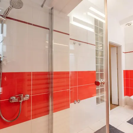 Apartment Cozy - Bosacka 10 Street