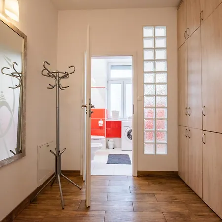 Cozy - Bosacka 10 Street