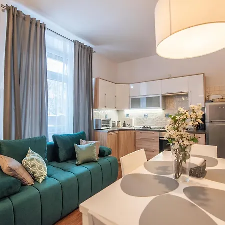 Cozy - Bosacka 10 Street