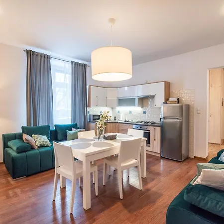 Cozy - Bosacka 10 Street